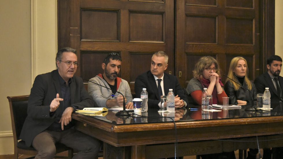 Η Αννυ Παπαρρούσου, δεύτερη από δεξιά, στο πάνελ της εκδήλωσης