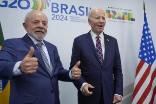 Οι σχέσεις Λούλα και Μπάιντεν σίγουρα δεν ήταν ιδανικές, όμως με τον Ντόναλντ Τραμπ στον Λευκό Οίκο τα πράγματα θα γίνουν πολύ δυσκολότερα