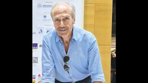 «Ο σαρκασμός θα σώσει τον κόσμο»