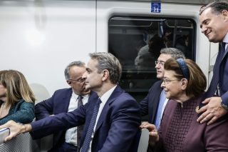 metro-politikoi