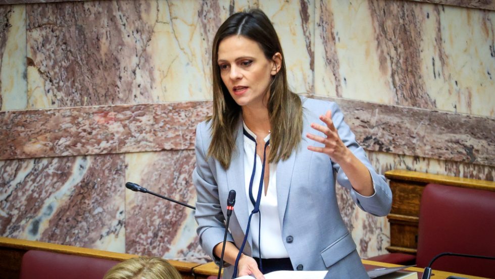 Έφη Αχτσιόγλου