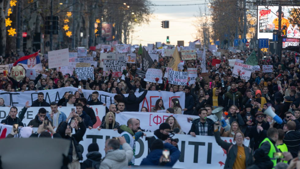 Σερβία διαδήλωση