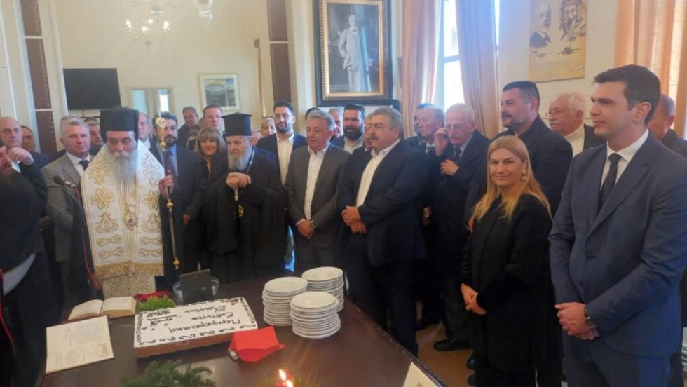 Εργα για «ΒΟΑΚ από την Κίσσαμο μέχρι τη Σητεία» είδε για το 2025 ο περιφερειάρχης Κρήτης στην κοπή της πίτας στα Χανιά