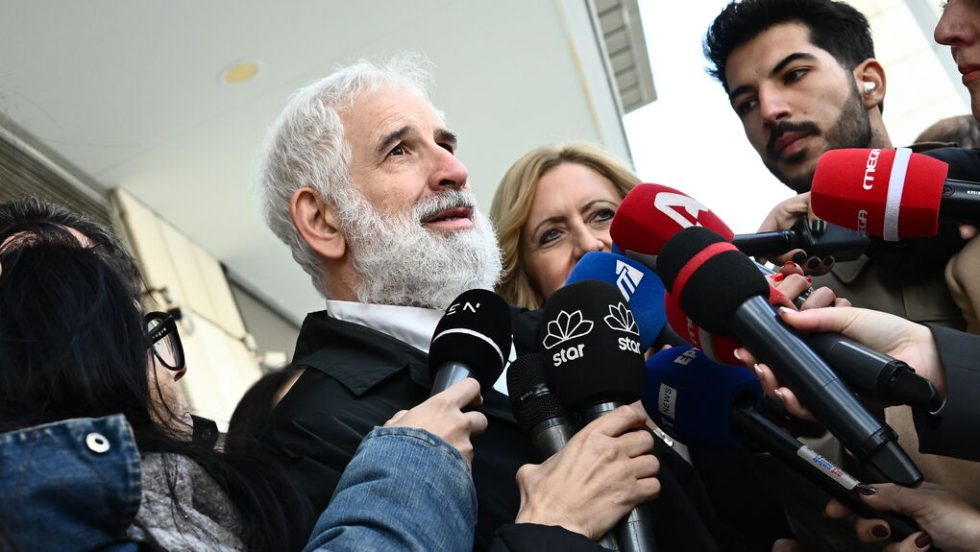 Πέτρος Φιλιππίδης