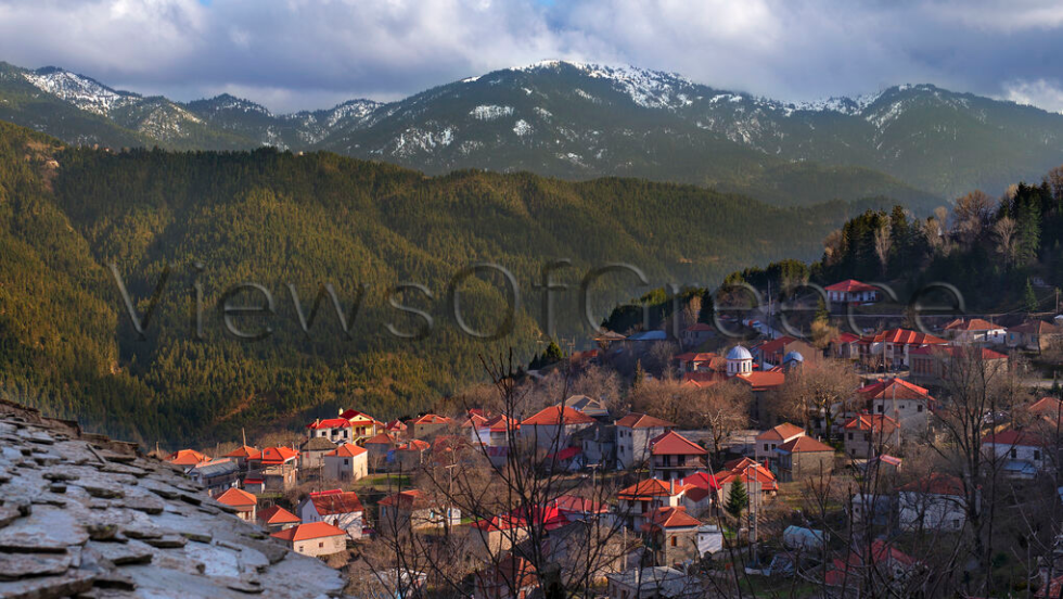 Το Κρίκελλο είναι κτισμένο σε υψόμετρο 1.120 μ.
