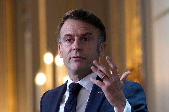 Macron_1020