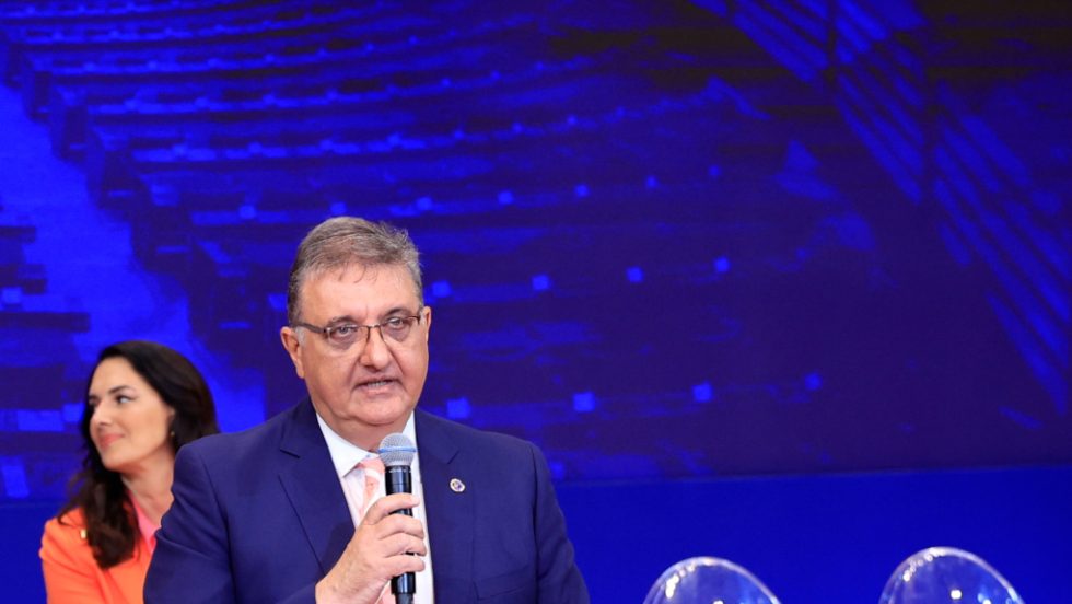 Αθανάσιος Εξαδάκτυλος