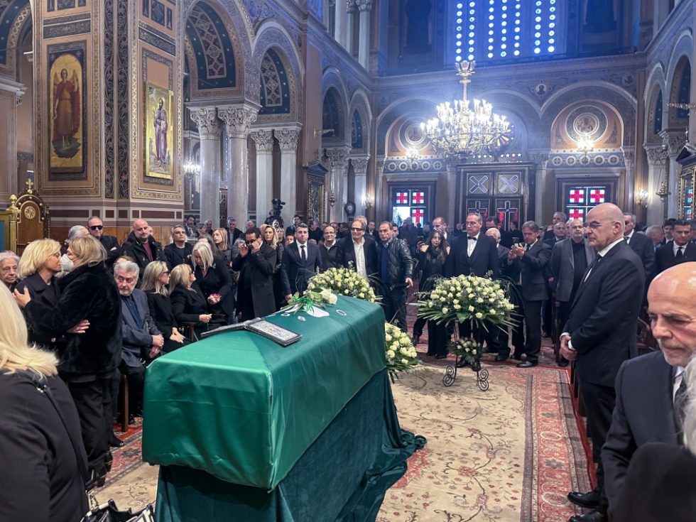 Μίμης Δομάζος