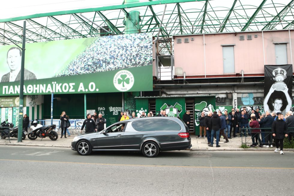 Μίμης Δομάζος