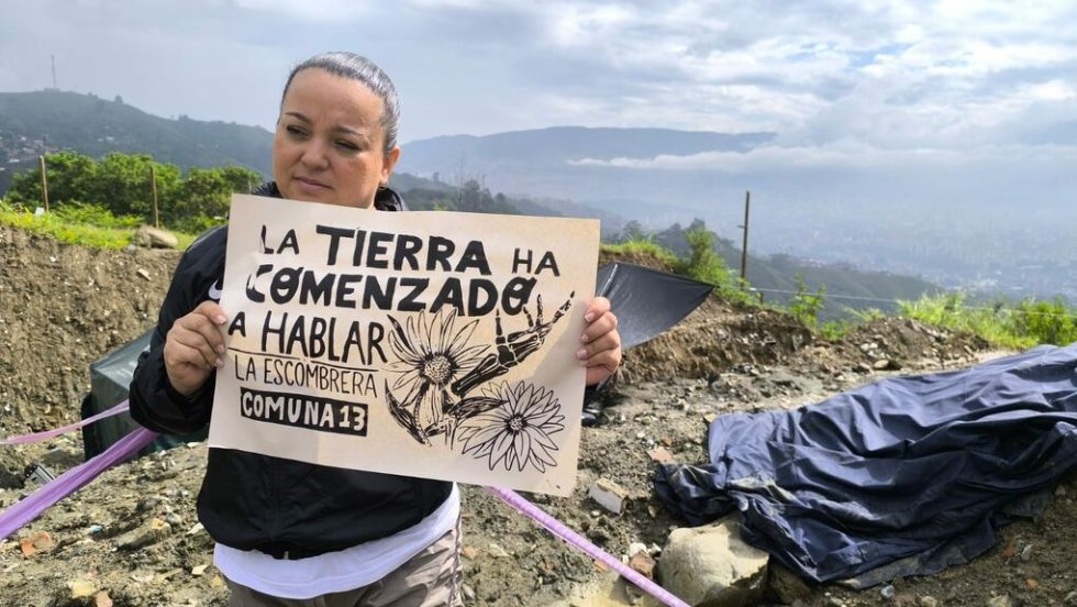 «Η γη έχει αρχίσει να μιλά» στην Escombrera, τη χωματερή όπου έχουν βρεθεί ήδη λείψανα πέντε ανθρώπων