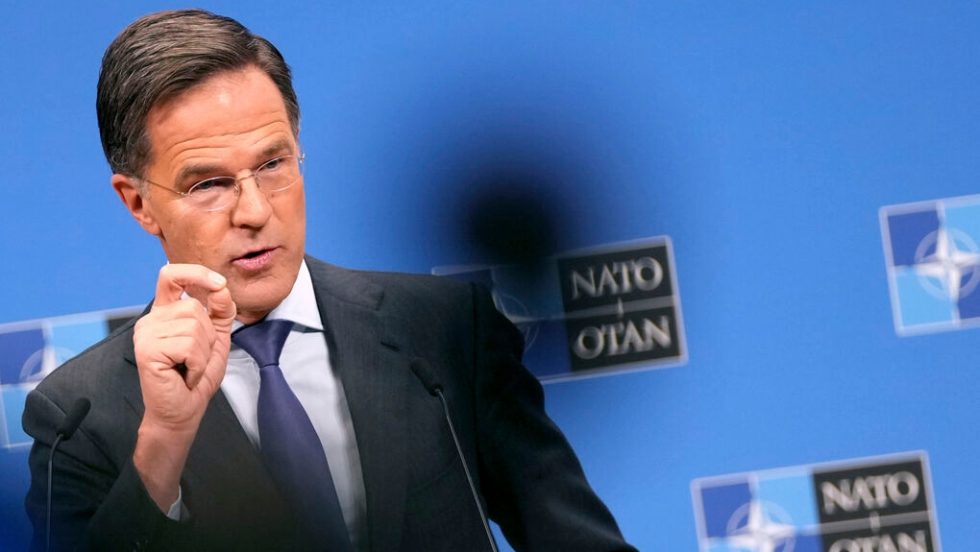 Στην Τουρκία ο Ρούτε - Θα συναντηθεί με Ερντογάν και θα επισκεφτεί αμυντική βιομηχανία