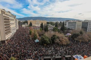 tempi-συνταγμα