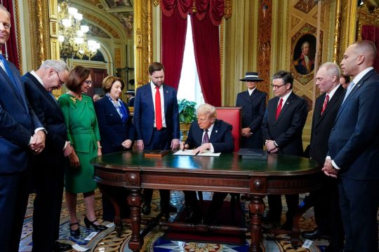 trump-orkomosia