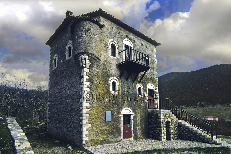 notios_helmos_1020