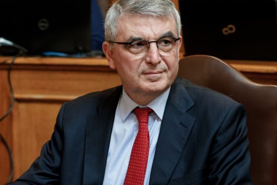 Ο υφυπουργός Εργασίας, Παναγιώτης Τσακλόγλου