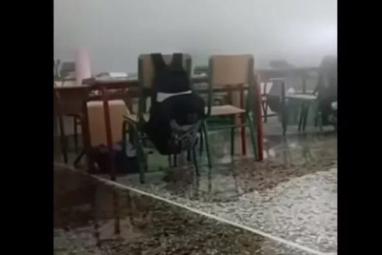 Εικόνα από το σχολείο της Εύβοιας όπου εξερράγη σωλήνας καλοριφέρ