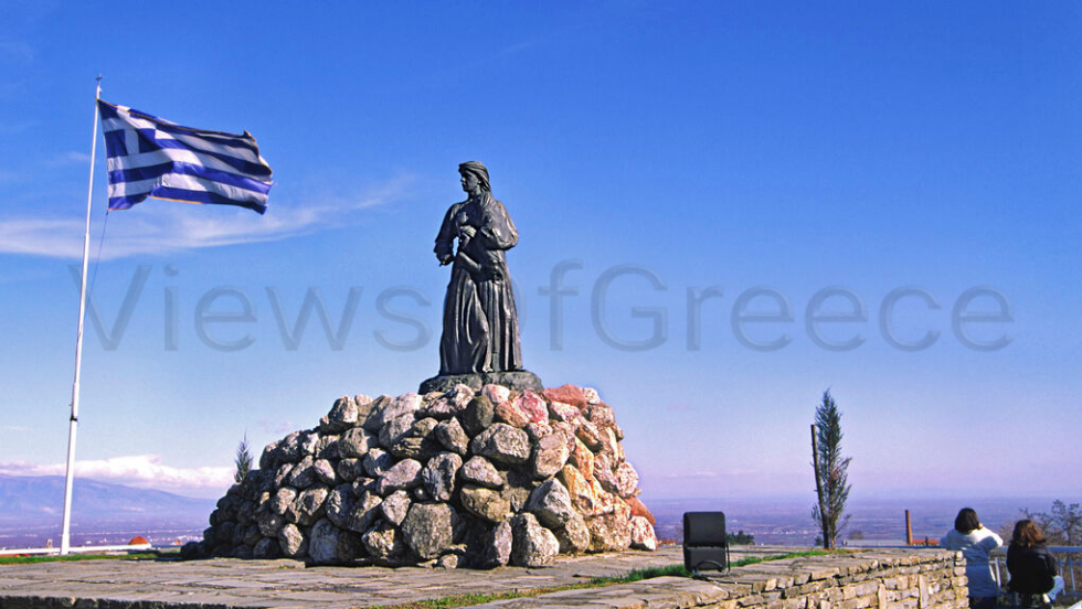 Το «Μνημείο της Θυσίας των Γυναικών» στη θέση Στούμπανοι
