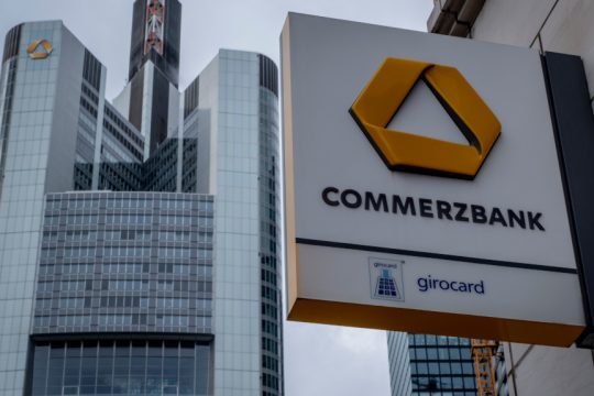 Commerzbank - Απολύσεις