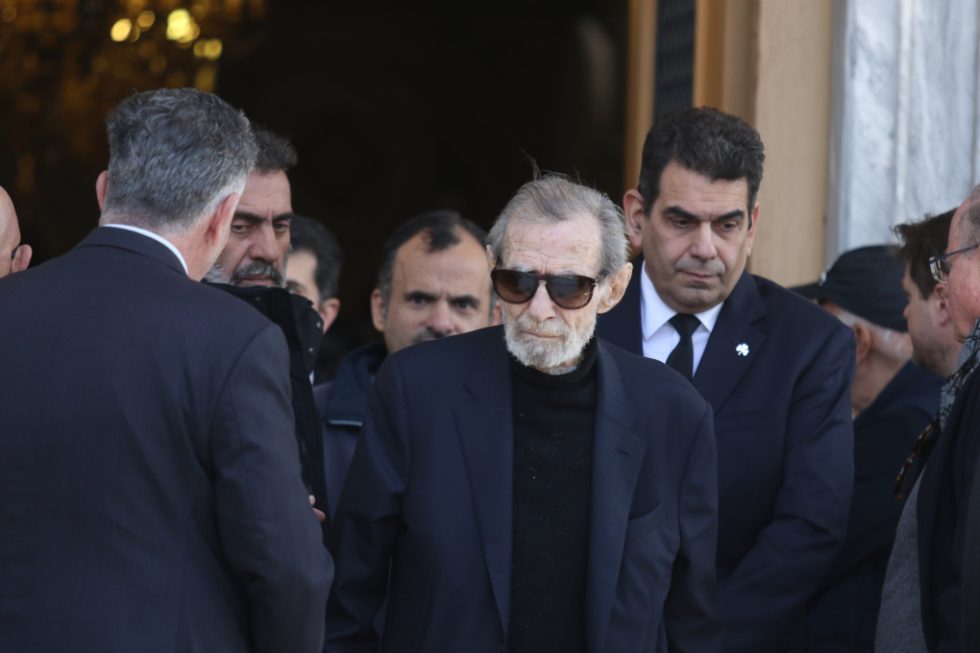 Τάκης Οικονομόπουλος