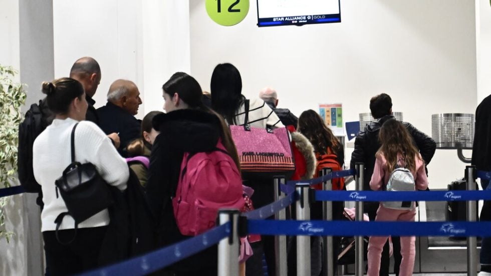 Ουρές και στο αεροδρόμιο