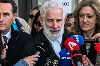 Πέτρος Φιλιππίδης