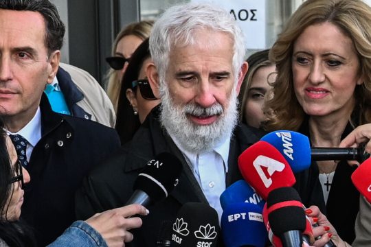 Πέτρος Φιλιππίδης