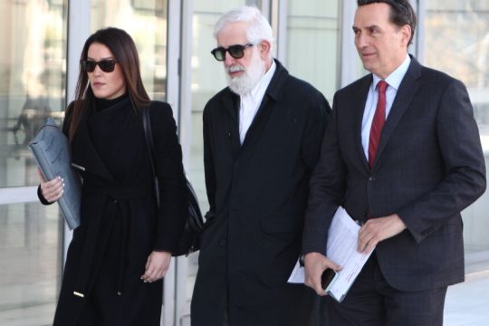 Πέτρος Φιλιππίδης