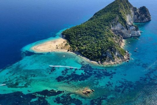 Οικολογικό έγκλημα στην παρθένα γη του Μαραθονησίου με τις ευλογίες της ΥΔΟΜ Ζακύνθου