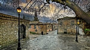 Ανάμεσα σε θρύλους και μνήμες…