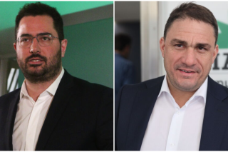 Ο γραμματέας του ΠΑΣΟΚ, Ανδρέας Σπυρόπουλος | Ο εκπρόσωπος Τύπου του ΠΑΣΟΚ, Κώστας Τσουκαλάς