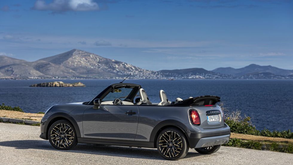 MINI Cooper Cabrio C