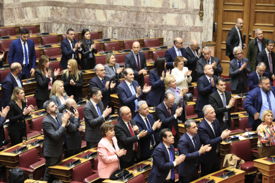 Βουλή ΝΔ Τέμπη
