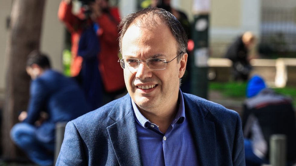 thanasis theoxaropoulos