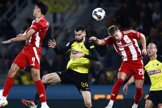 AEK_OSFP_SuperLeague_1020_1
