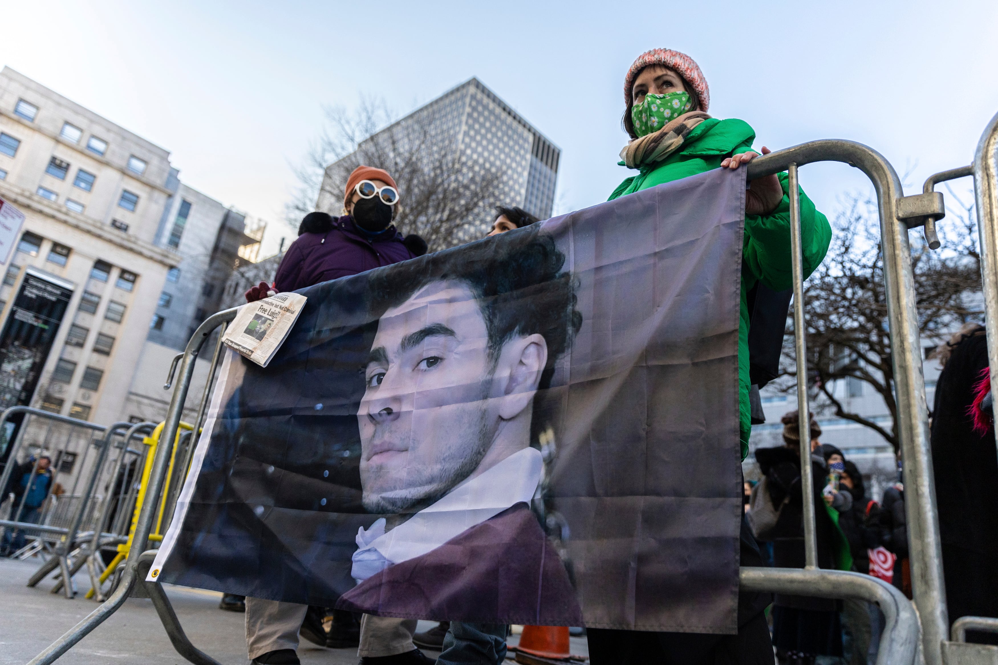 Mangione_1020