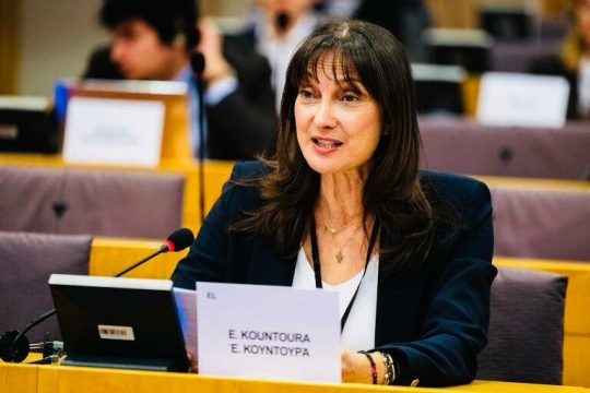 η Έλενα Κουντουρά