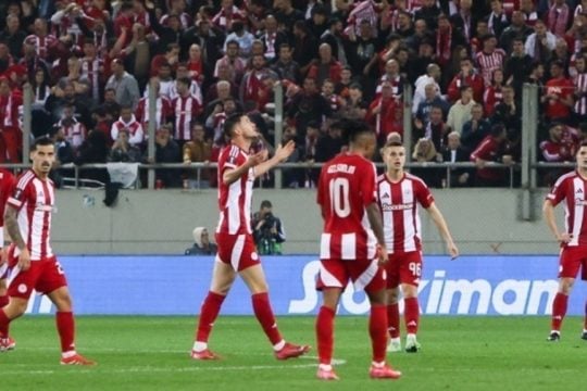 Olympiakos_Podosfairo_1020