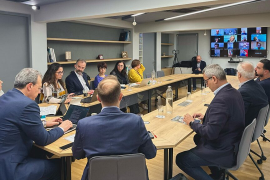συνάντηση ΣΥΡΙΖΑ με φορείς Σαντορίνης