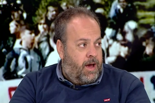 ο Κώστας Γενιδούνιας