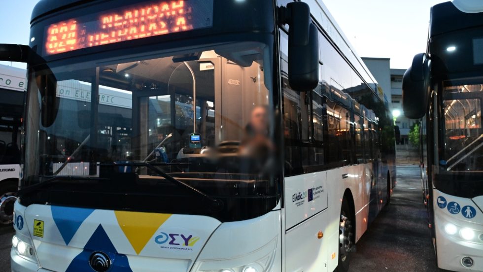 Λεωφορείο σε αμαξοστάσιο του ΟΣΥ