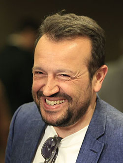 nikos papas
