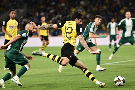 SuperLeague_AEK_PAO_1020_1