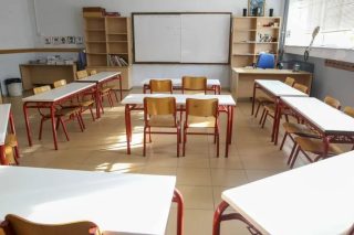 Όταν το σχολείο ασφυκτιά: Σκέψεις με αφορμή τον θάνατο της καθηγήτριας Σοφίας Χρηστίδου