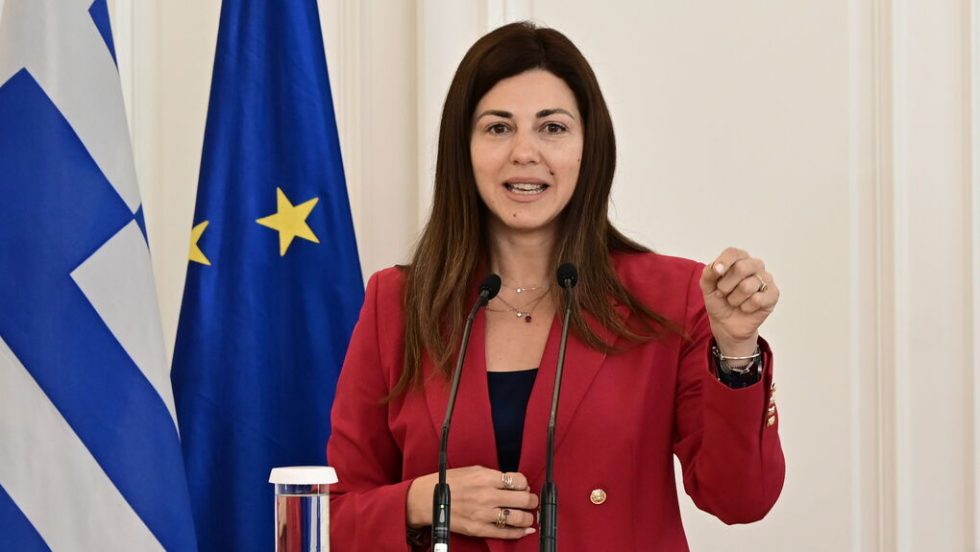 Η υπουργός Παιδείας Σοφία Ζαχαράκη