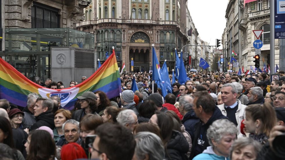 hungary loatki protest