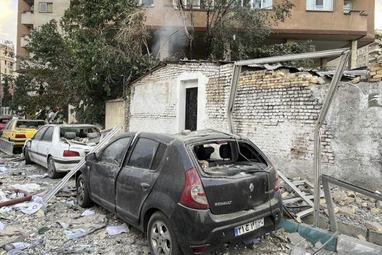 Σημαντικές καταστροφές από βόμβες στην Τεχεράνη