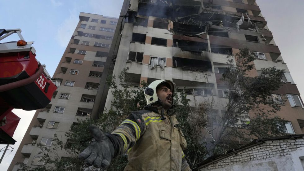 Ζημιές στην Τεχεράνη από ισραηλινούς βομβαρδισμούς