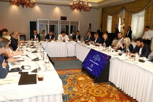 Εποικοδομητική συνάντηση εκπροσώπων UEFA, ΕΠΟ και Big-5