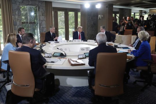 G7