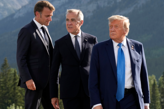Macron_Trump_1020